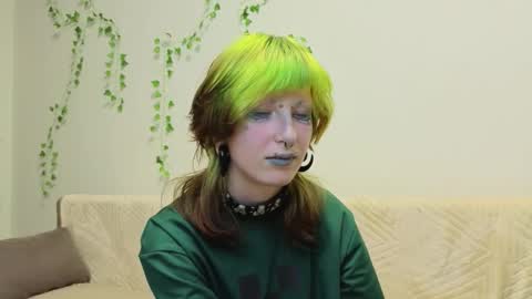 Erica online show from September 15, 7:25 pm