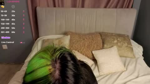 Erica online show from October 23, 8:07 pm