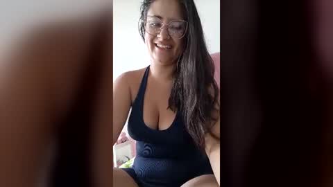 vera08 online show from August 3, 8:01 pm