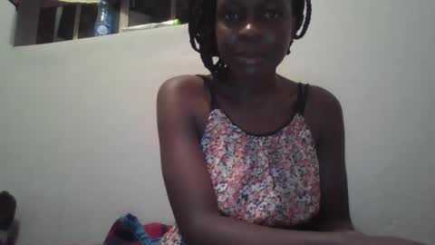 Snapshot of vera_bright chatting on February 5, 10:44 pm vera_bright online show from February 5, 10:44 pm