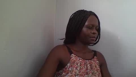 Snapshot of vera_bright chatting on February 6, 2:58 pm vera_bright online show from February 6, 2:58 pm
