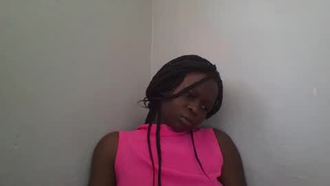 Snapshot of vera_bright chatting on February 8, 9:35 am vera_bright online show from February 8, 9:35 am