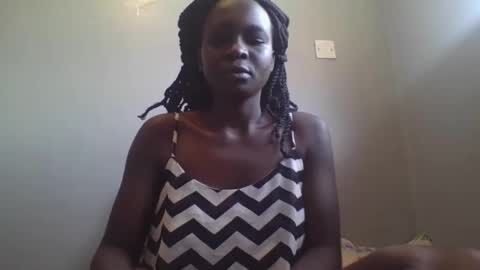 Snapshot of vera_bright chatting on February 18, 12:39 pm vera_bright online show from February 18, 12:39 pm