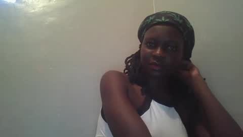 Snapshot of vera_bright chatting on February 20, 3:52 pm vera_bright online show from February 20, 3:52 pm
