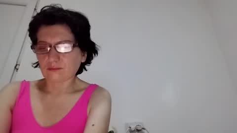 Vera online show from November 22, 8:19 pm