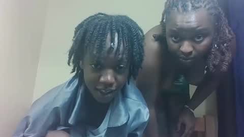 Snapshot of vera_sidikas chatting on March 28, 5:12 pm vera_sidikas online show from March 28, 5:12 pm