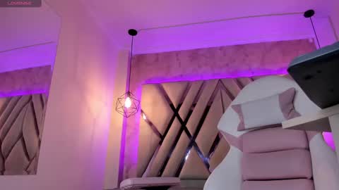 Snapshot of verabest chatting on February 10, 2:48 pm Domelipa online show from February 10, 2:48 pm