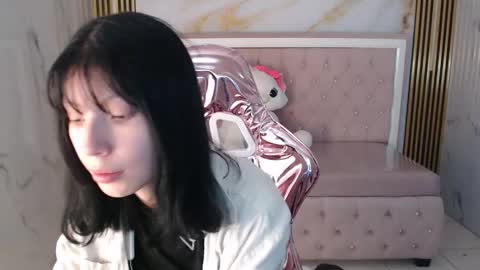 Verana  online show from November 17, 8:03 pm