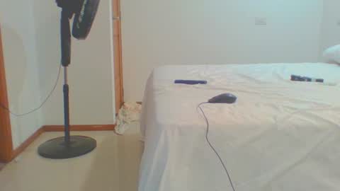 vergagolosa22 online show from November 17, 4:18 am