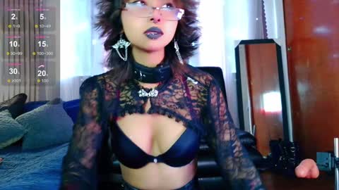 Snapshot of verhona_vlad chatting on February 8, 1:11 pm verhona_vlad online show from February 8, 1:11 pm