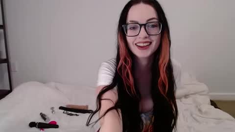 vero495065 online show from October 6, 10:07 pm