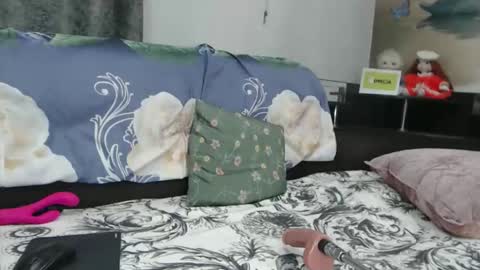 Veronika online show from October 6, 1:03 am