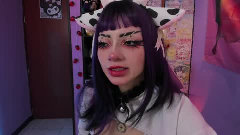     online show from May 3, 8:26 pm