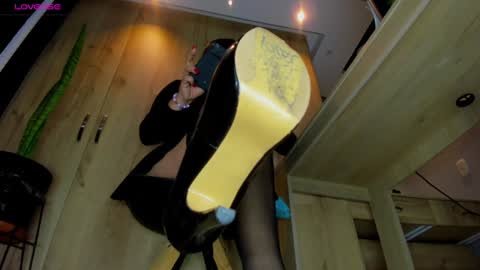 Snapshot of vero_starxx chatting on January 30, 3:00 am Goddess Veronica online show from January 30, 3:00 am