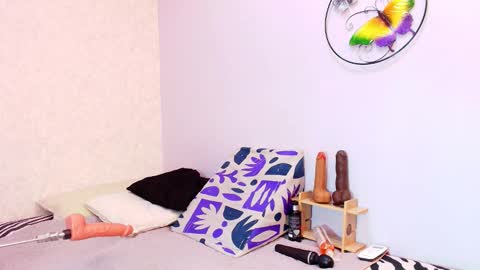 Vero online show from September 23, 3:09 am