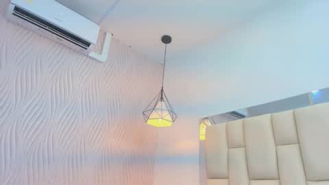 Vero online show from December 17, 12:11 pm