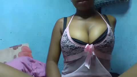 Snapshot of verolla31 chatting on February 1, 4:33 pm verolla31 online show from February 1, 4:33 pm