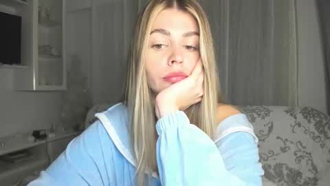 Lolitalolz online show from February 10, 6:56 pm