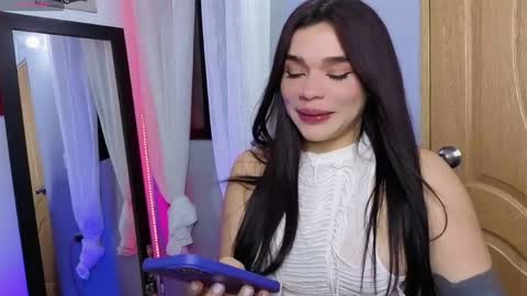 Snapshot of veronica_118 chatting on April 28, 7:02 am veronica_118 online show from April 28, 7:02 am