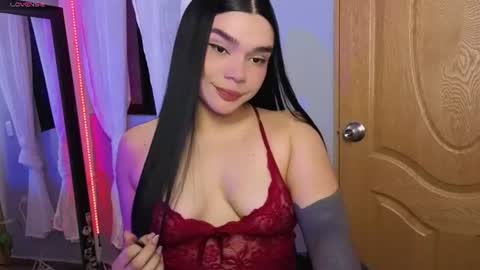 Snapshot of veronica_118 chatting on July 17, 2:07 am veronica_118 online show from July 17, 2:07 am