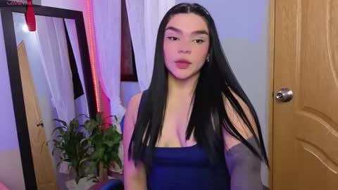Snapshot of veronica_118 chatting on July 28, 3:57 am veronica_118 online show from July 28, 3:57 am