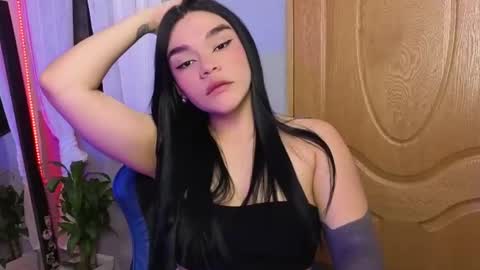Snapshot of veronica_118 chatting on July 30, 10:03 am veronica_118 online show from July 30, 10:03 am