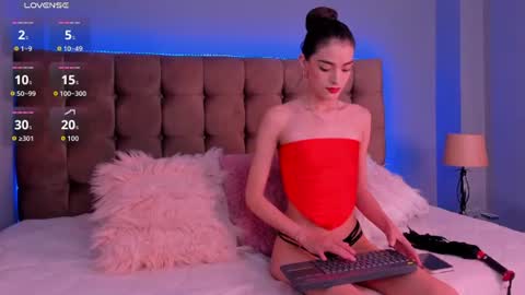 Snapshot of veronica_black18 chatting on June 9, 9:59 pm Veronica online show from June 9, 9:59 pm