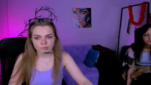 Ronni online show from November 16, 8:36 pm