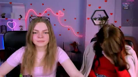 Snapshot of veronica_bubble chatting on March 19, 8:24 pm Ronni online show from March 19, 8:24 pm