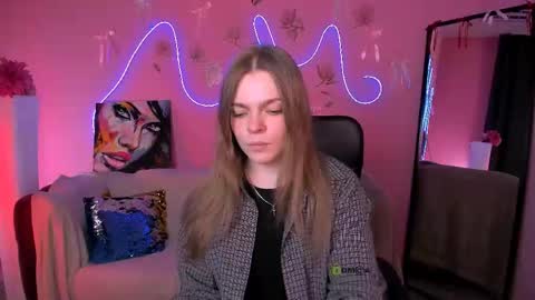 Ronni online show from April 30, 7:20 pm