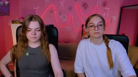 Ronni online show from June 7, 7:17 pm