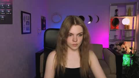Ronni online show from June 27, 7:19 pm