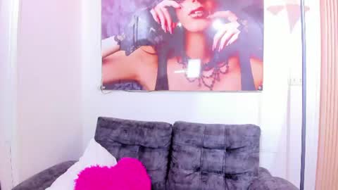 VERONICA online show from July 3, 1:39 pm