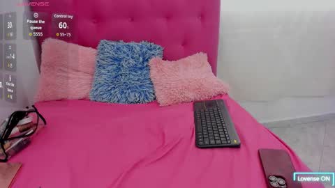 Veronica online show from March 14, 6:35 pm