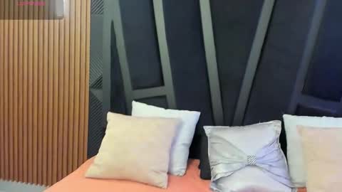VERONICA ROSSE online show from September 12, 10:59 am