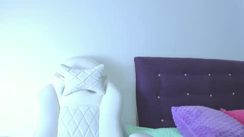 veronicaa_squirt online show from March 3, 3:12 am