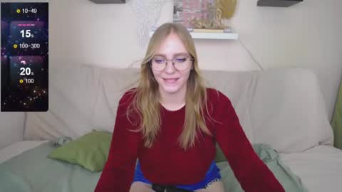 Snapshot of veronicaandersen chatting on February 1, 6:21 am VERONICA online show from February 1, 6:21 am