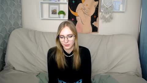 Snapshot of veronicaandersen chatting on February 14, 12:57 pm VERONICA online show from February 14, 12:57 pm