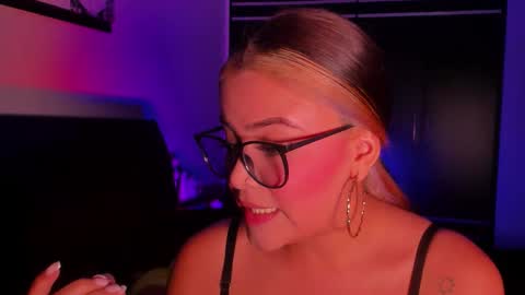 Vero online show from March 23, 4:16 am