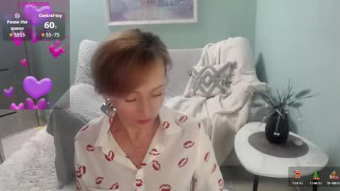Helen online show from September 27, 7:13 am