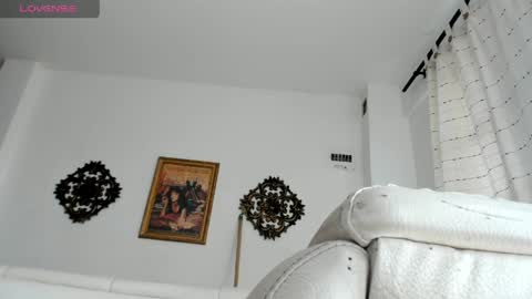 Veronica Gills online show from May 28, 3:53 pm