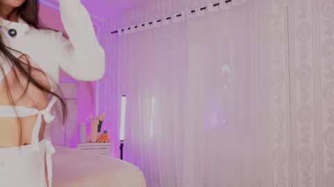 Vero  online show from February 28, 9:27 pm