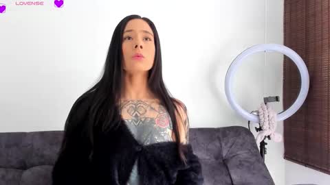 VeronicaTonu online show from October 12, 3:00 pm