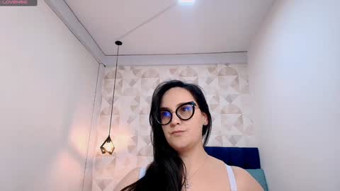 veroniicabbw online show from December 12, 8:32 pm