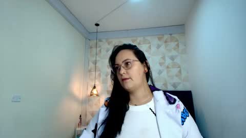 Snapshot of veroniicabbw chatting on October 16, 12:06 pm veroniicabbw online show from October 16, 12:06 pm