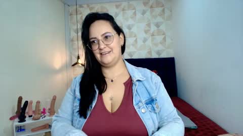 Snapshot of veroniicabbw chatting on October 24, 12:12 pm veroniicabbw online show from October 24, 12:12 pm