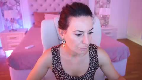 Veronica online show from July 16, 5:57 am