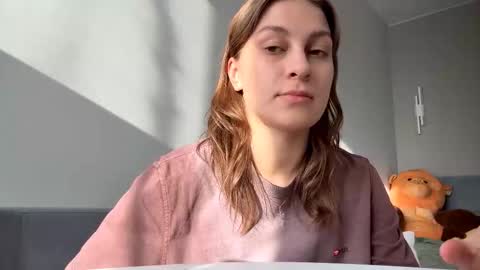 Snapshot of veronikalackie chatting on March 16, 1:15 pm Kelly online show from March 16, 1:15 pm