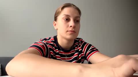 Snapshot of veronikalackie chatting on March 27, 2:28 pm Kelly online show from March 27, 2:28 pm