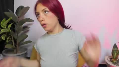 Evelyn  online show from July 20, 7:49 pm